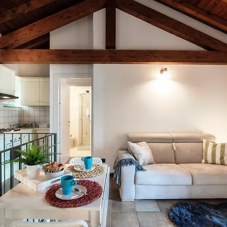 Nest - By Myhomeincomo * Carate Urio