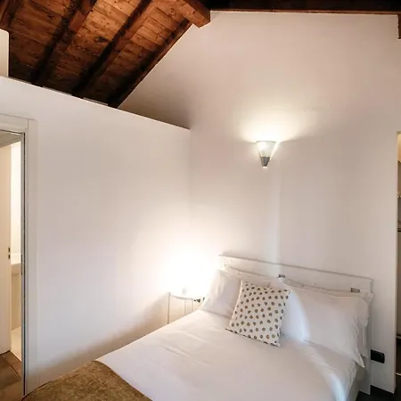 Nest - By Myhomeincomo * Carate Urio