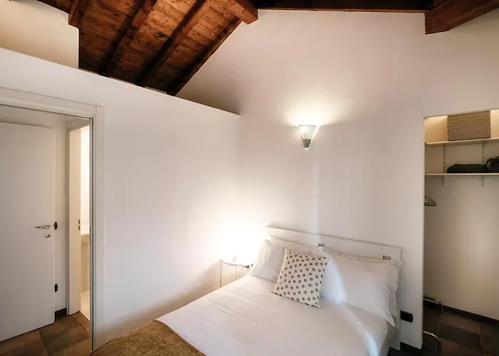 Nest - By Myhomeincomo * Carate Urio